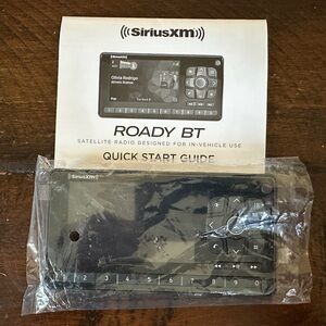 SiriusXM Roady BT Bluetooth Satellite Radio For Vehicle Use NWOT